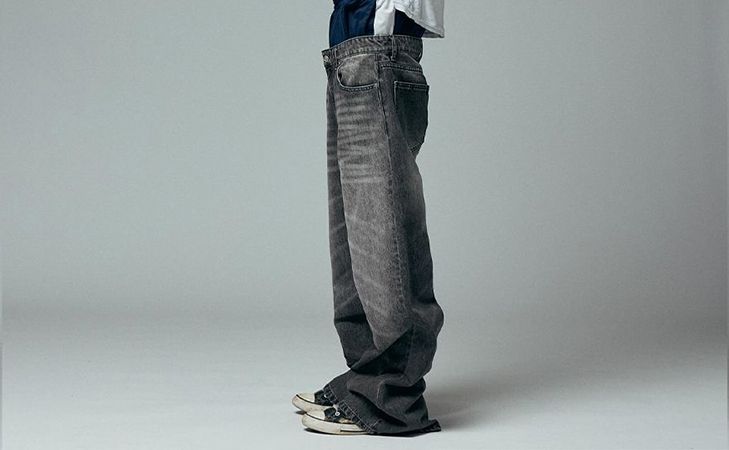 【Basketcase】　BAGGY DENIM