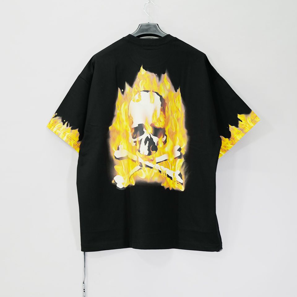 mastermind JAPAN - 【MASTERMIND WORLD】 FIRE SS TEE BLACK ( ORANGE 