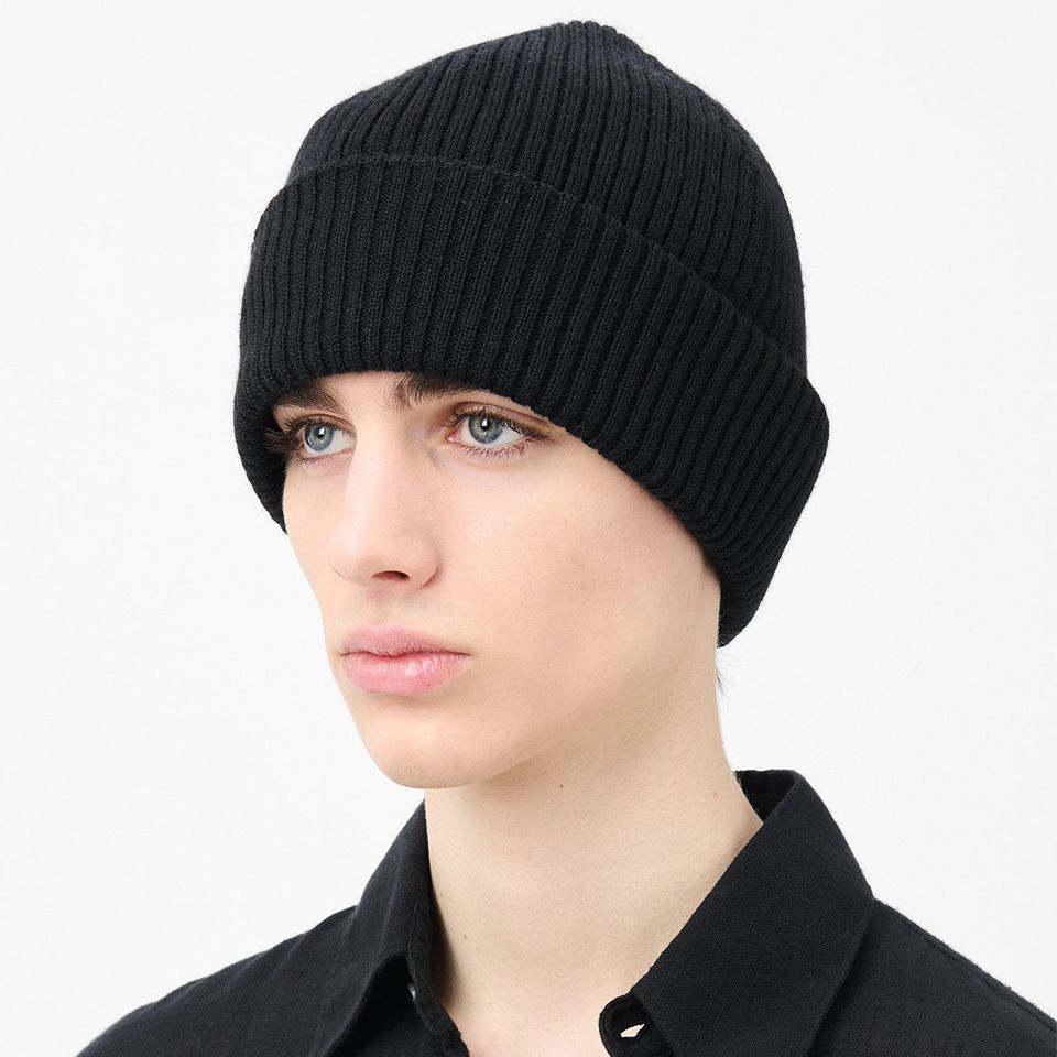 KNIT HAT   Black Rustic Merino