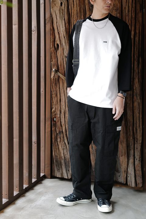 GODSELECTIONXXX -RAGLAN SLEEVE T-SHIRT-
