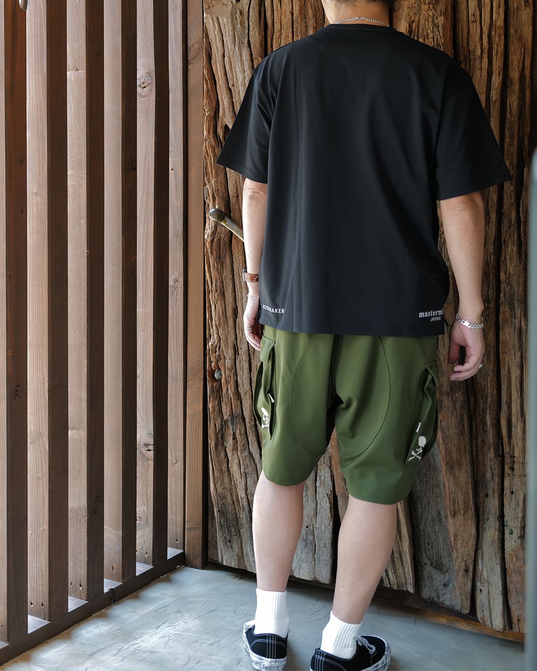 xMOONRAKERS 半袖Tシャツ [REGULAR FIT]