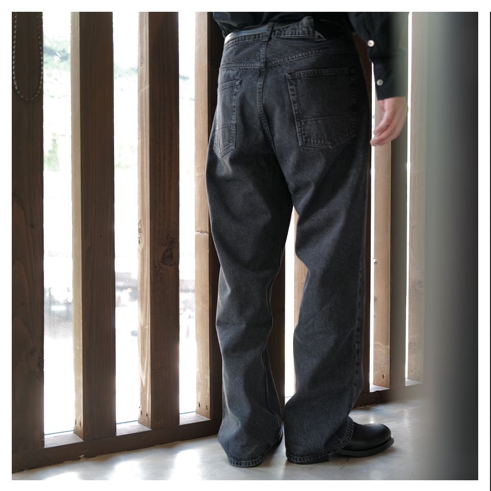 THIRD CUT  Supergrey Wash
