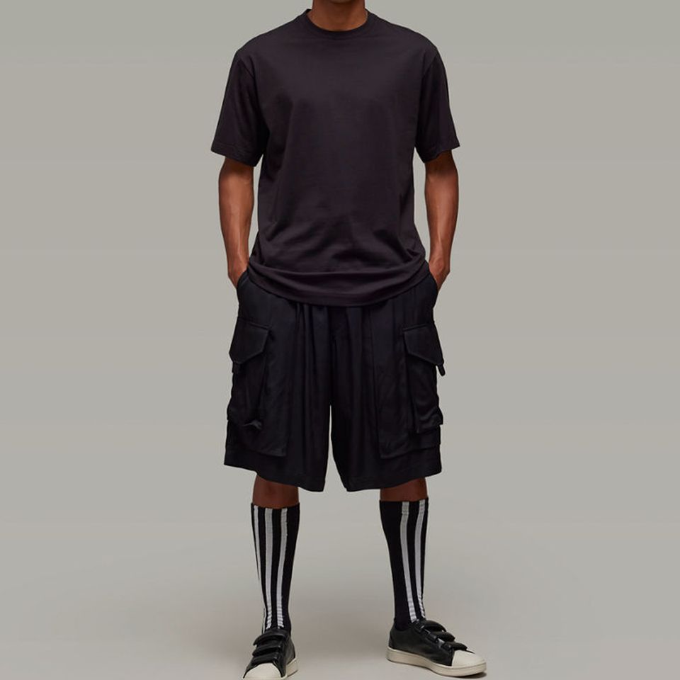 U GFX SS TEE Black
