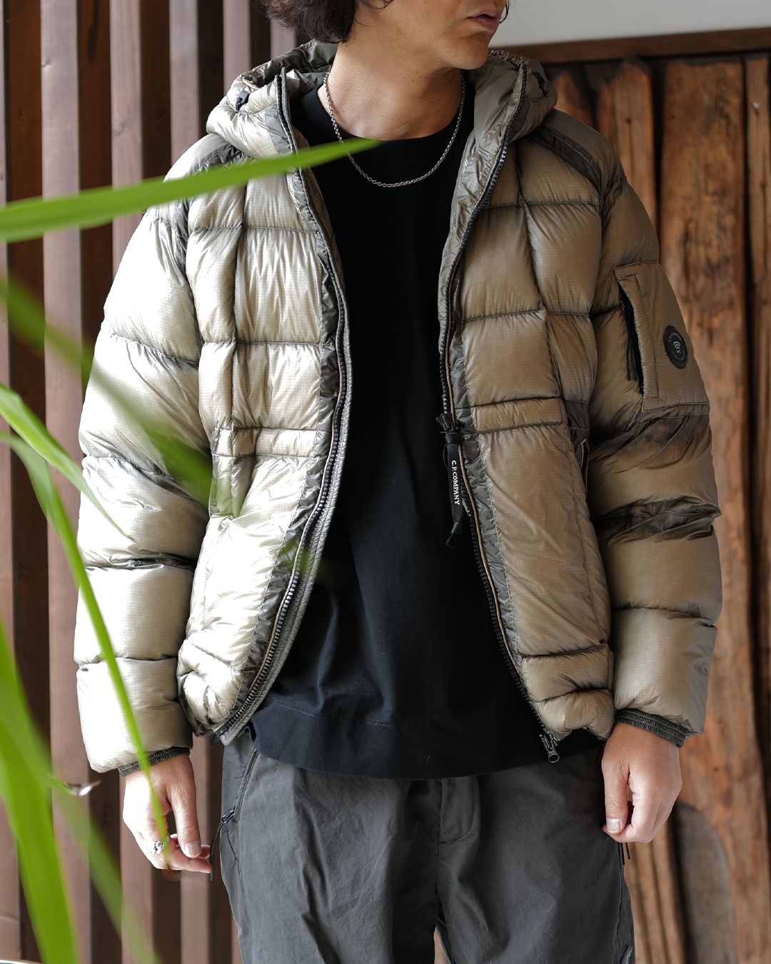 D.D. Shell Hooded Puffer Jacket [FALLEN ROCK]