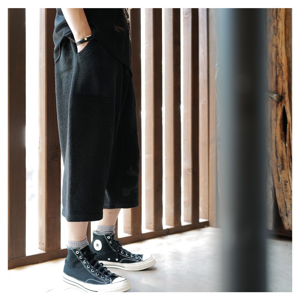 【MASTERMIND WORLD】 LOUNGE LONG SHORTS  BLACK x CHARCOAL