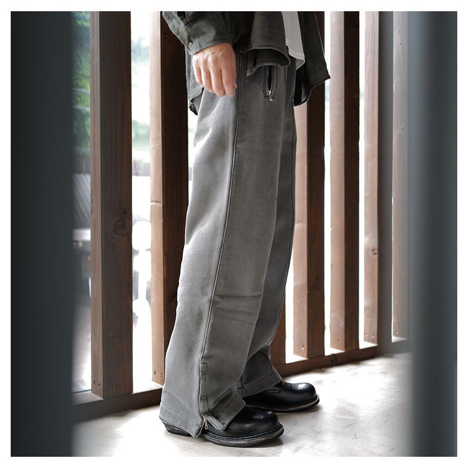 TRACK PANTS   Worn Black Hefty Fleece