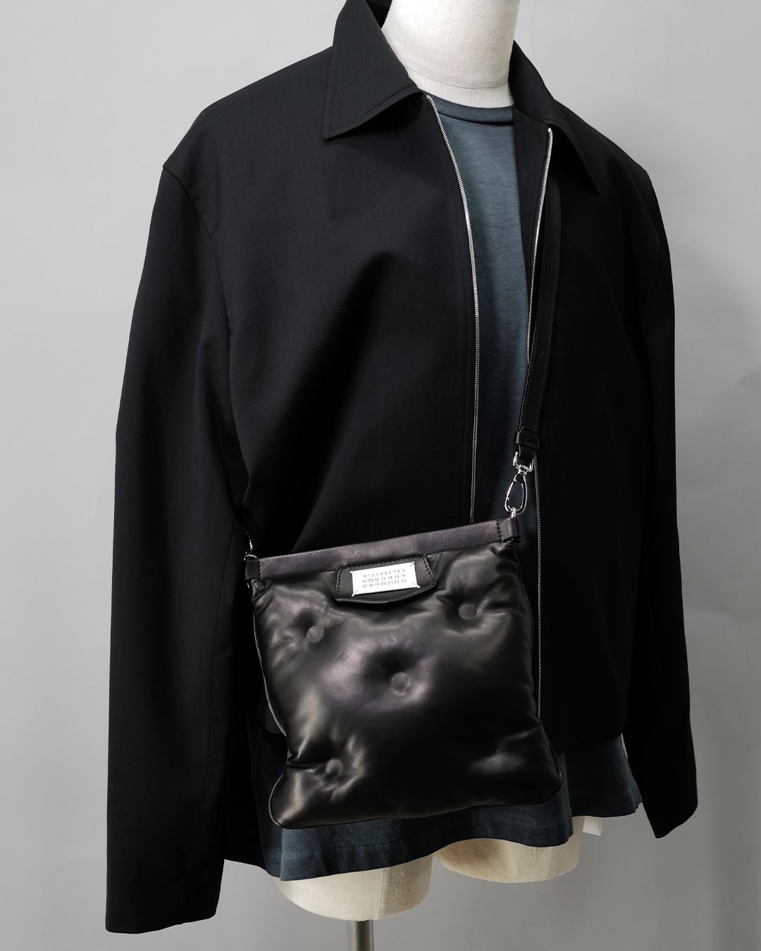 「グラム スラム」フラップポケットバッグ / Black