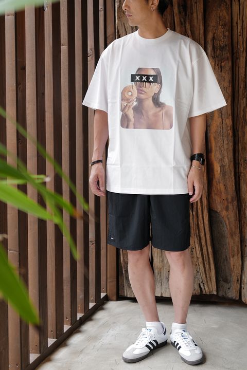 GODSELECTION XXX -june-