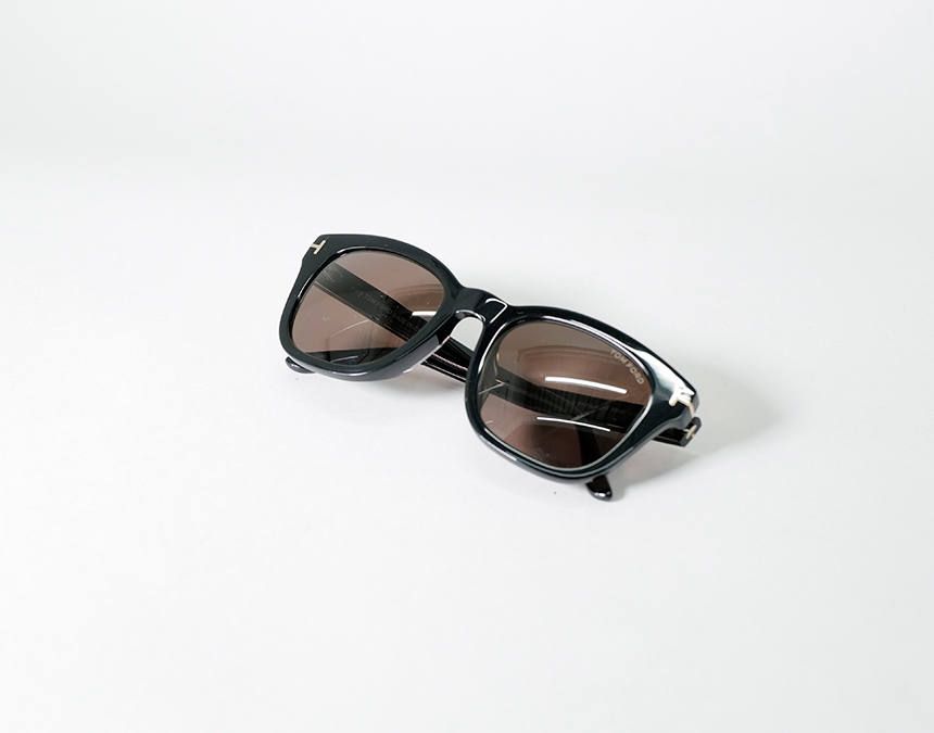 TOMFOOD サングラス TOM FORD トム・フォード ロゴ サングラス プラスチック