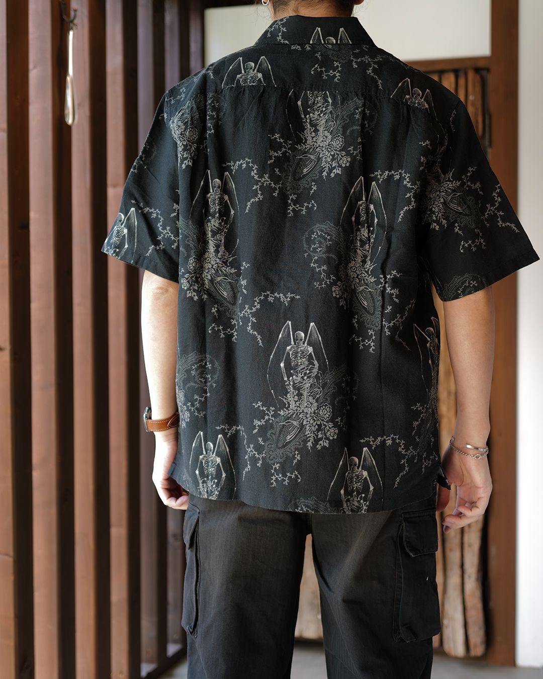 EVERY SHIRT SHORTSLEEVE  Death Paisley Print