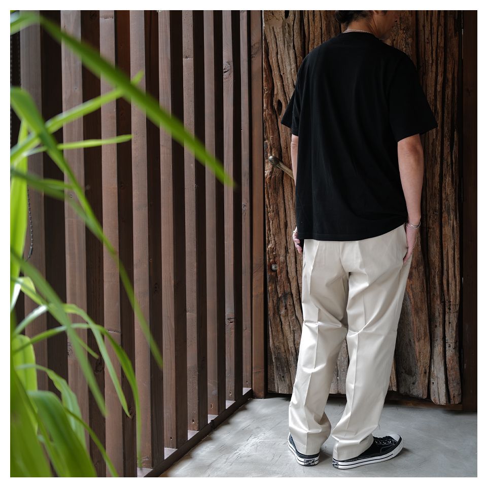 SQ-25SS-ST-14 T-SHIRT  BLACK