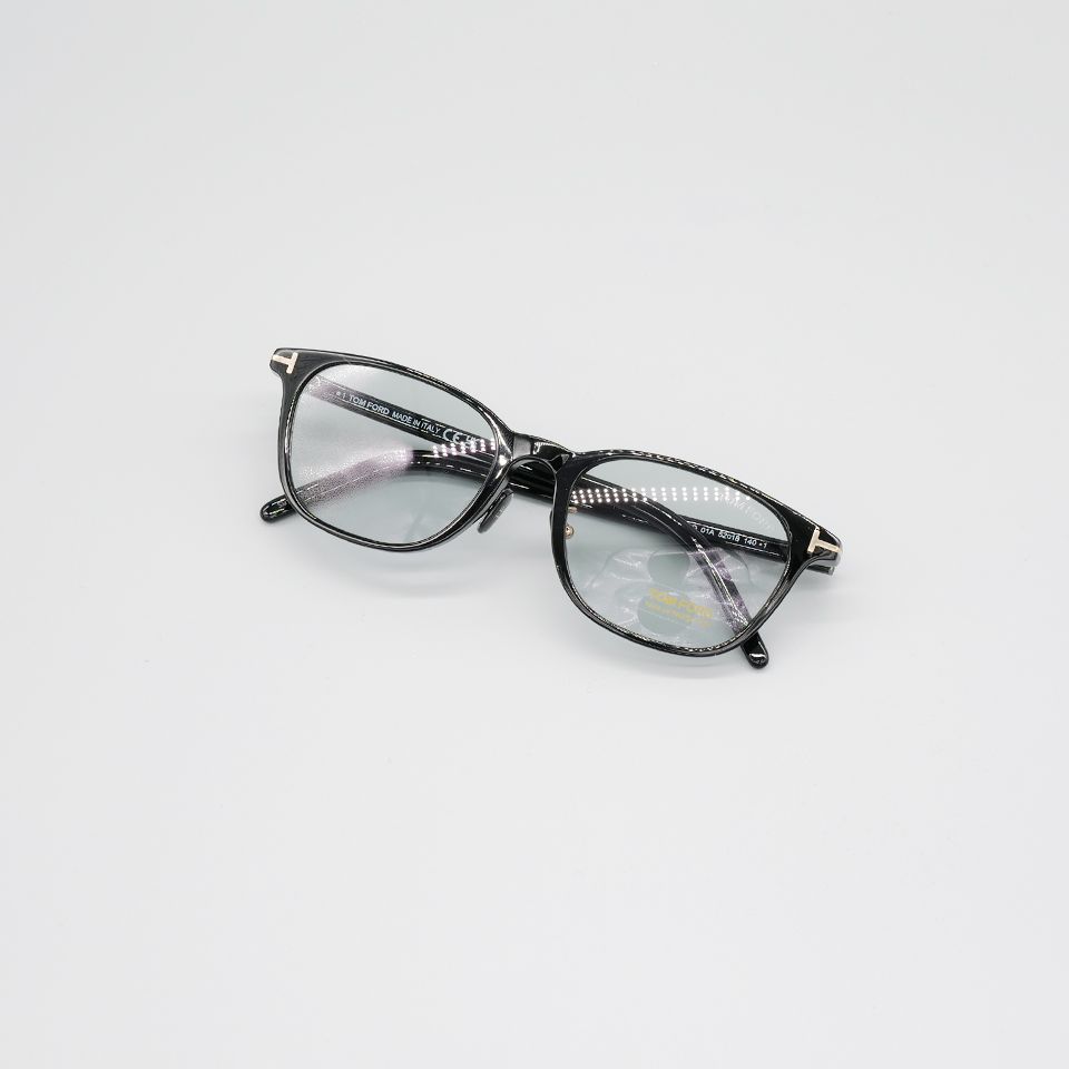 TOM FORD EYEWEAR - FT1040-D-5201A / サングラス / アジアンフィット【日本企画】 (ブラック) / ユニセックス  | River