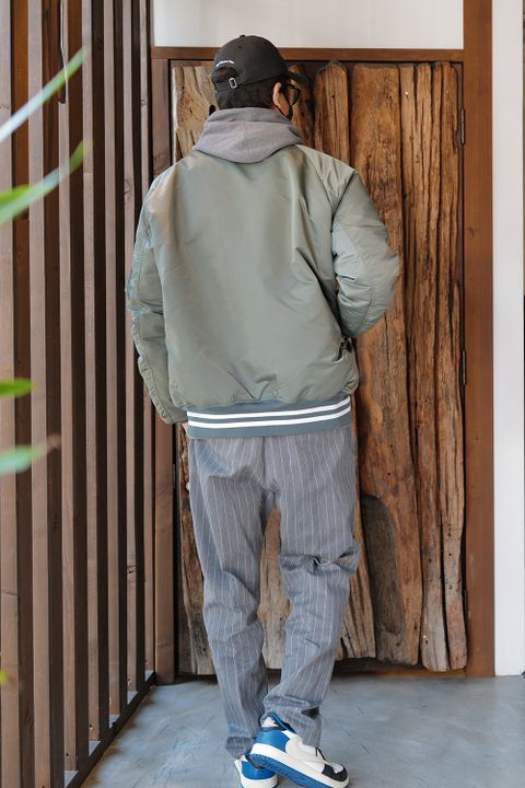 【SEQUEL】 GRAY STRIPE TypeFを使ったスタイル