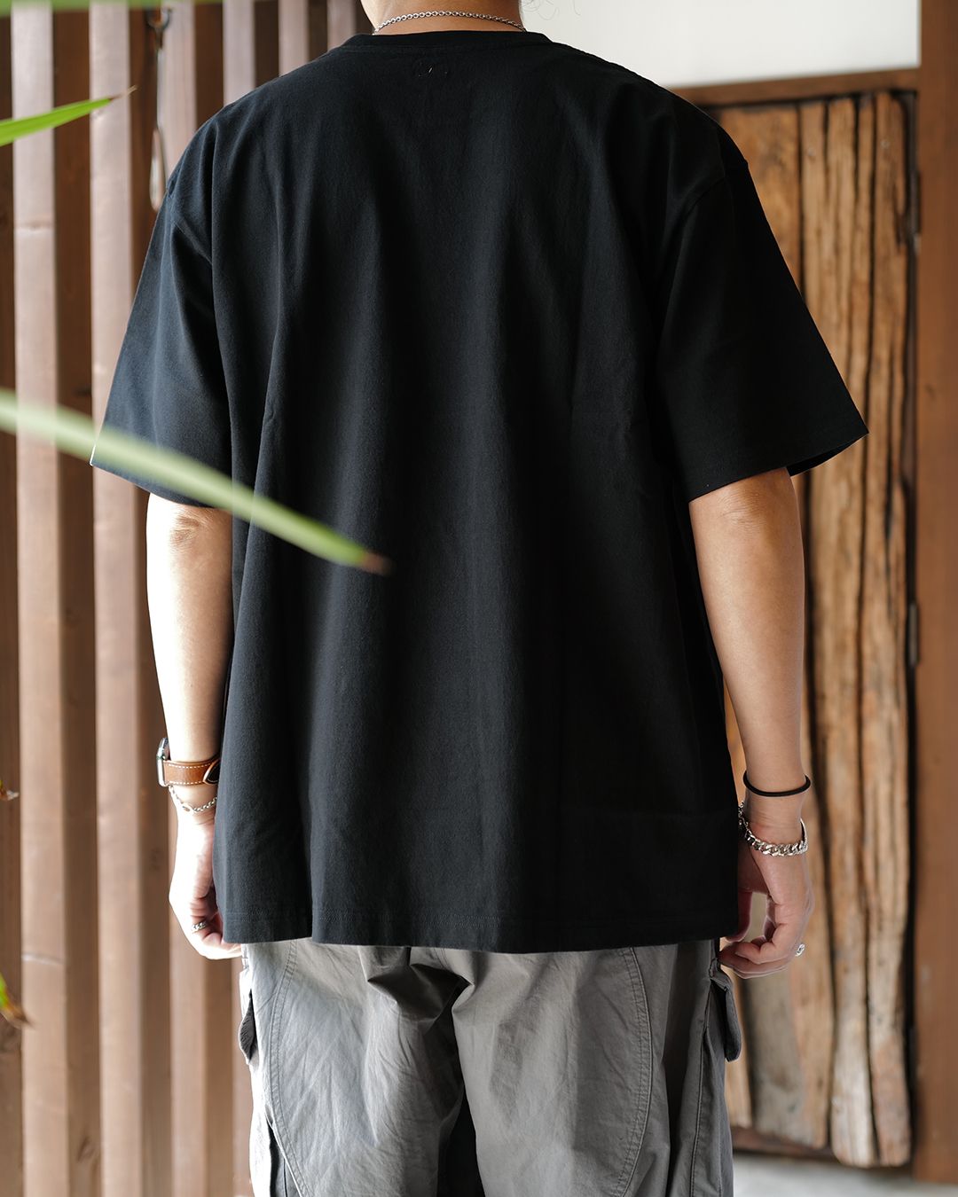T-SHIRT  [BLACK]