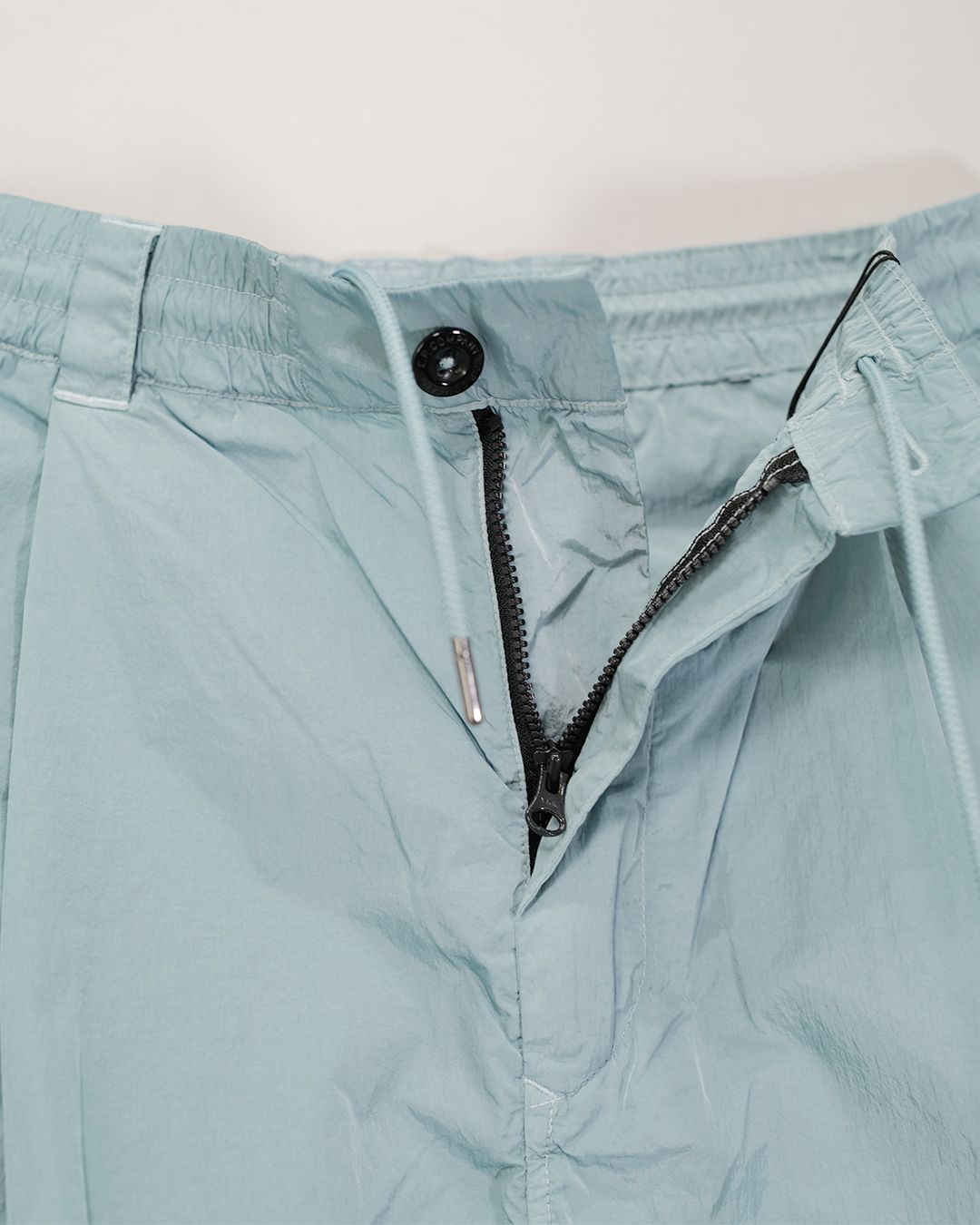 BERMUDA BERMUDA IN CHROME - R