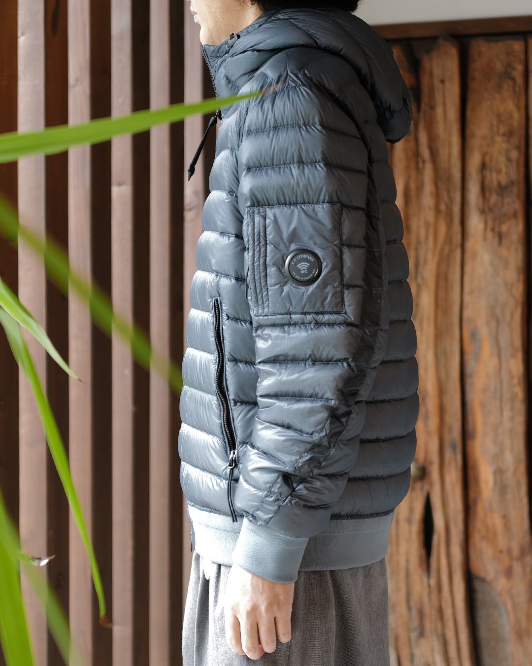 D.D. Shell Hooded Lens Down Jacket [ORION BLUE]