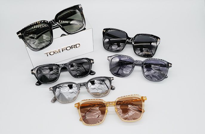 TOM FORD トムフォード プラスチックフレーム サングラス FT0971-K