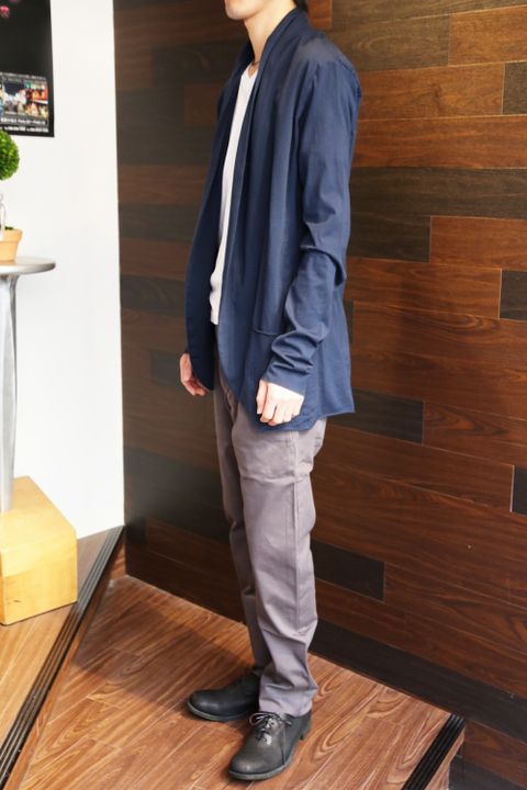 ストールジャケット+カーブパンツ。KK定番スタイルです。