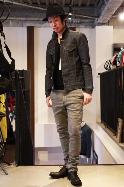 BACKLASHサルエルパンツでコーディネート②