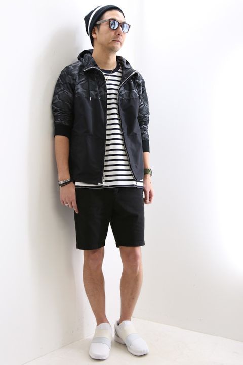 BORDER T-SHIRTS Style