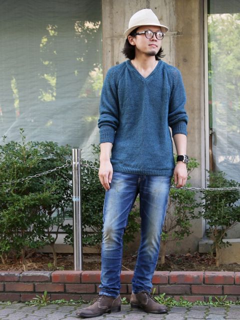 EDWINコラボジーンズをサマーニットで大人っぽく。