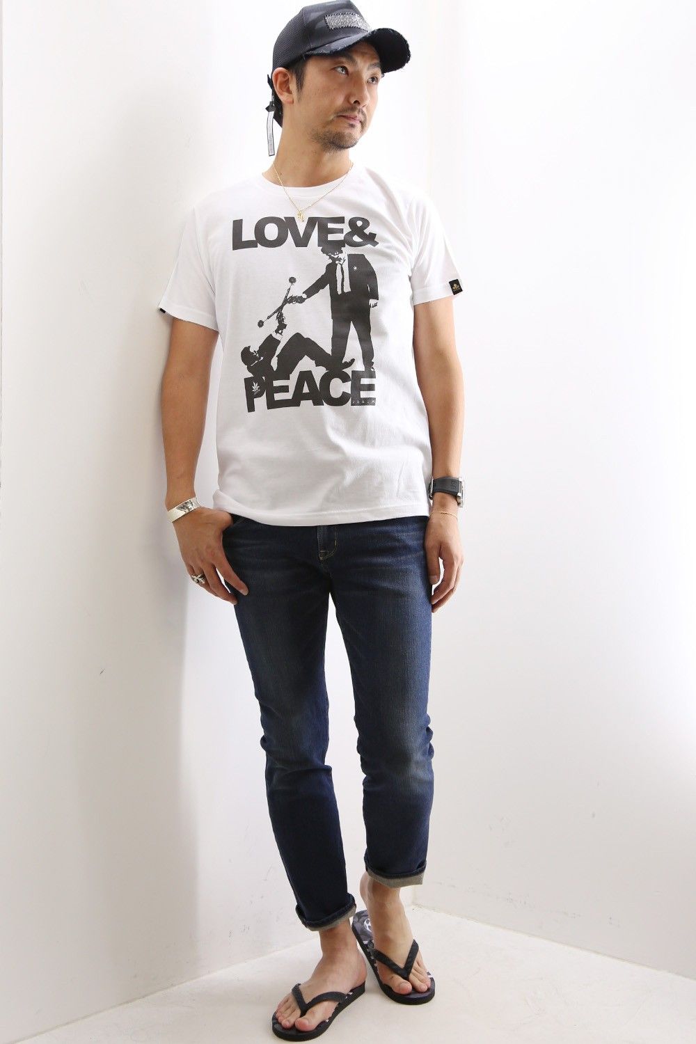夏のTシャツスタイリング