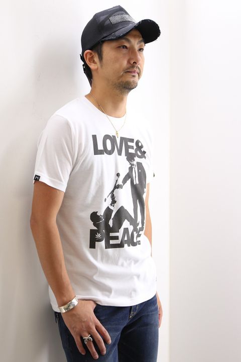 夏のTシャツスタイリング