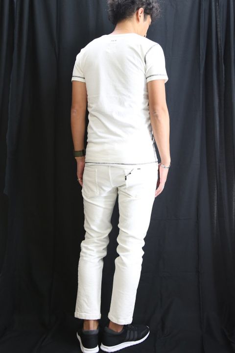 WHITE Style 1