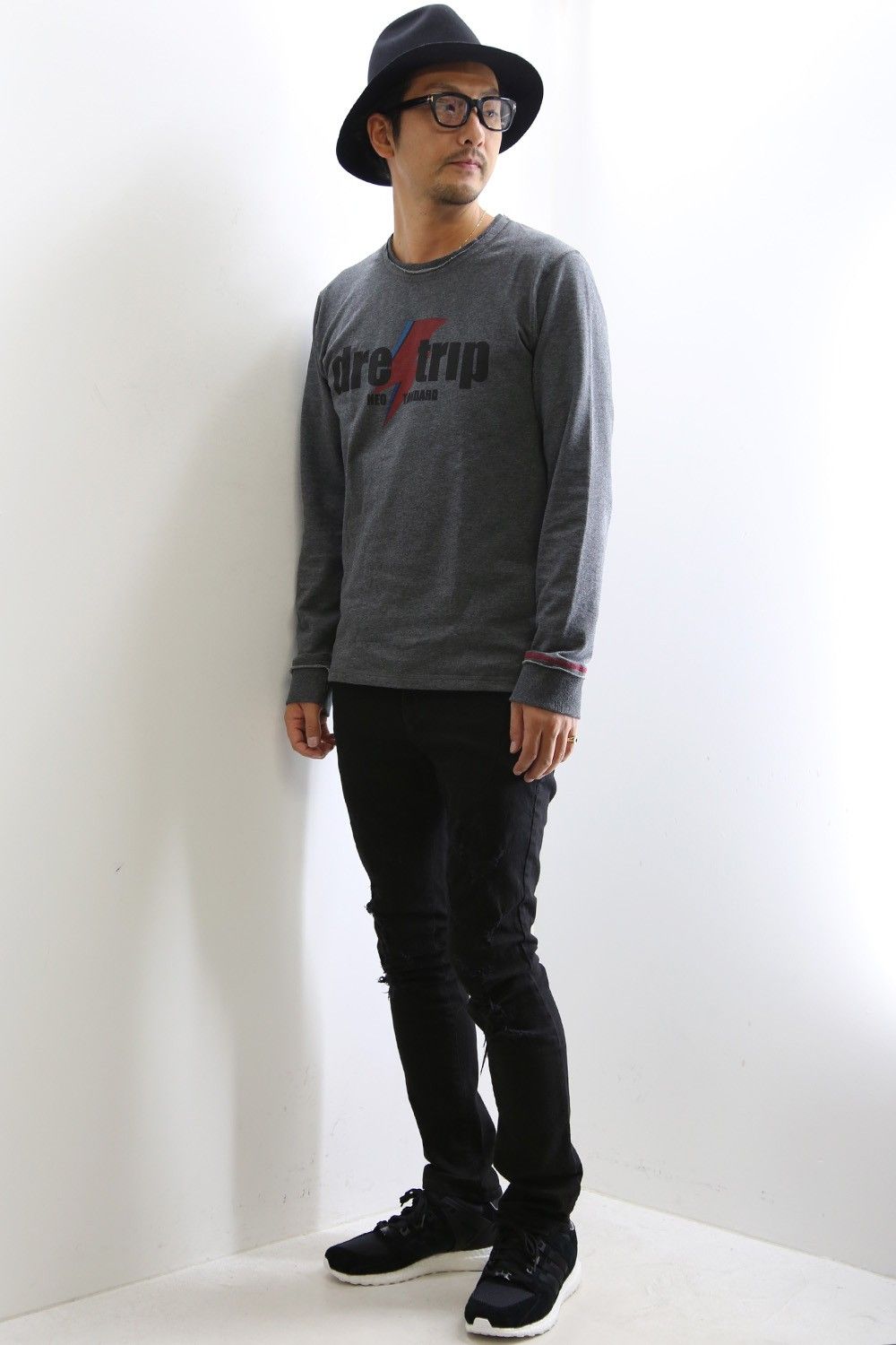 シンプルにTシャツスタイル