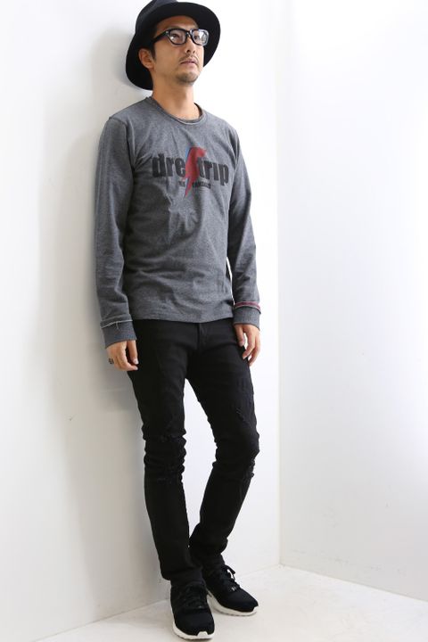 シンプルにTシャツスタイル