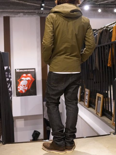 roar カジュアルかつ綺麗目な秋スタイリング