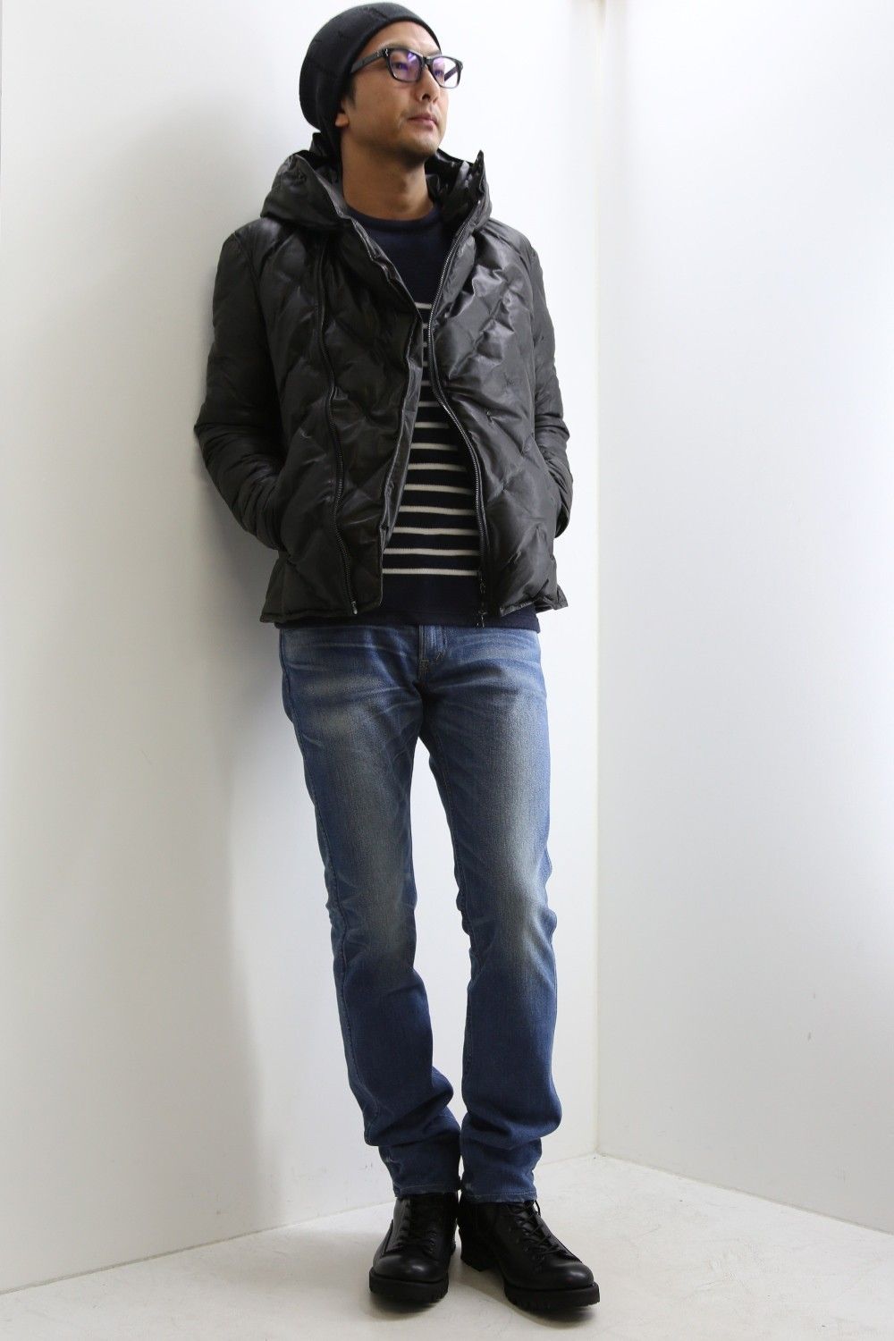 人気アイテムBACKLASHのレザーダウンスタイル　BLACK