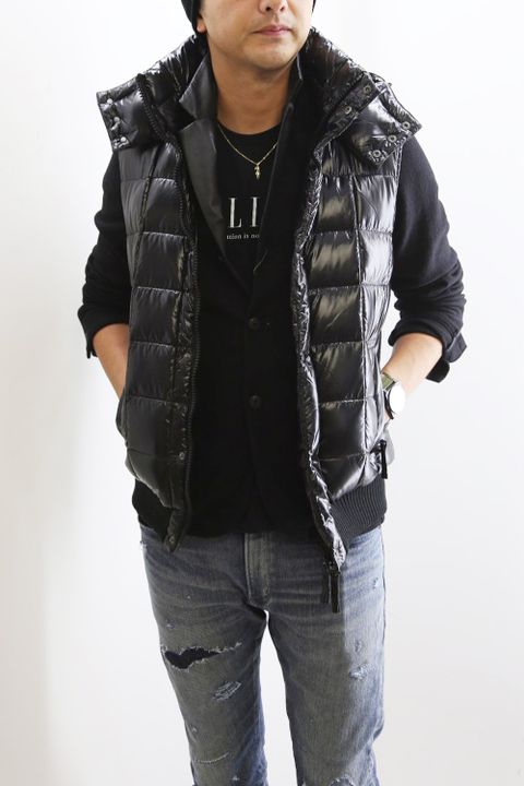 様々なトップスをAKMのダウンベストでスタイリング②