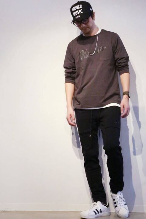 おすすめアイテムのロングスリーブTシャツ