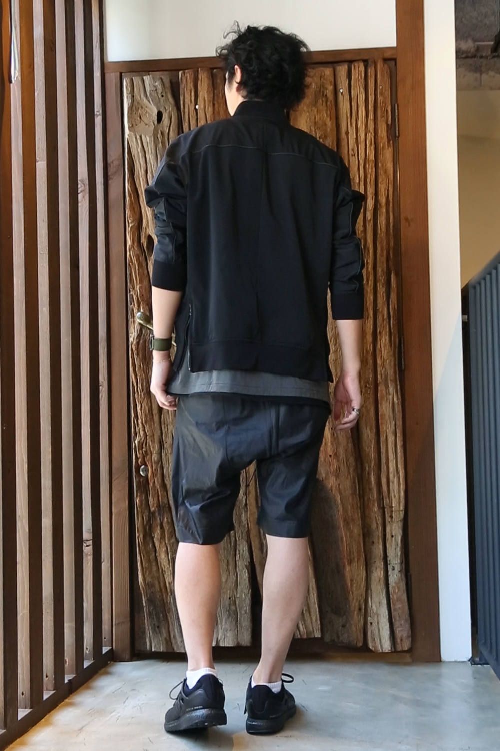 アウター　x　ショートパンツ
