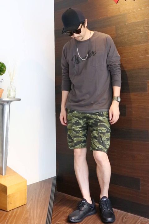 ショートパンツスタイル