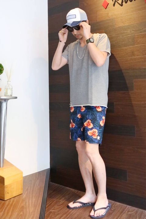 ショートパンツスタイル
