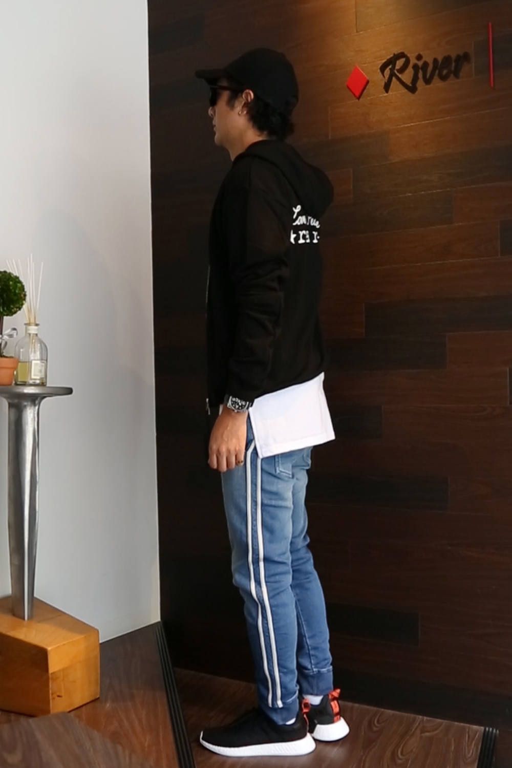 PK x Tシャツのレイヤースタイル
