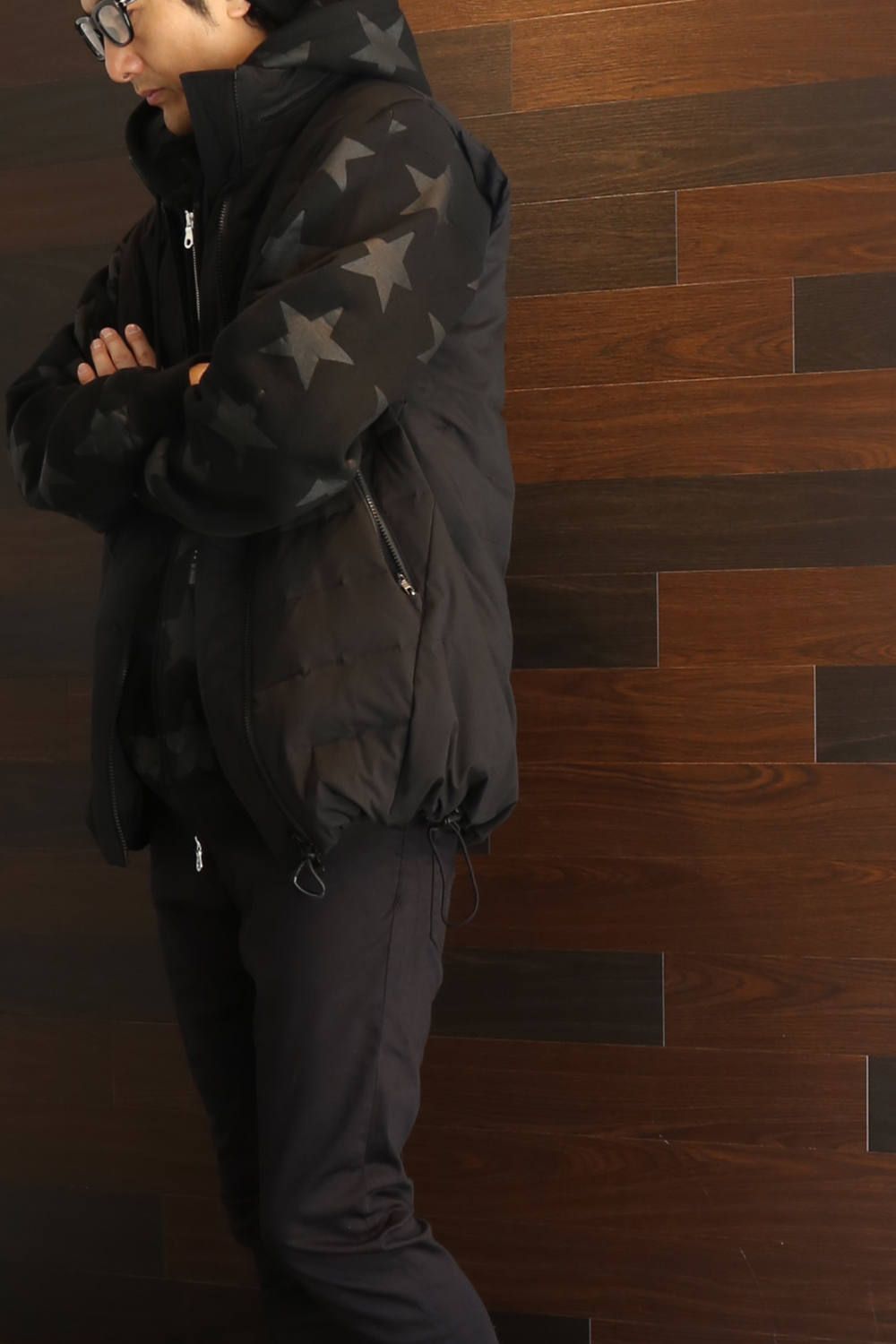 BLACKメインで