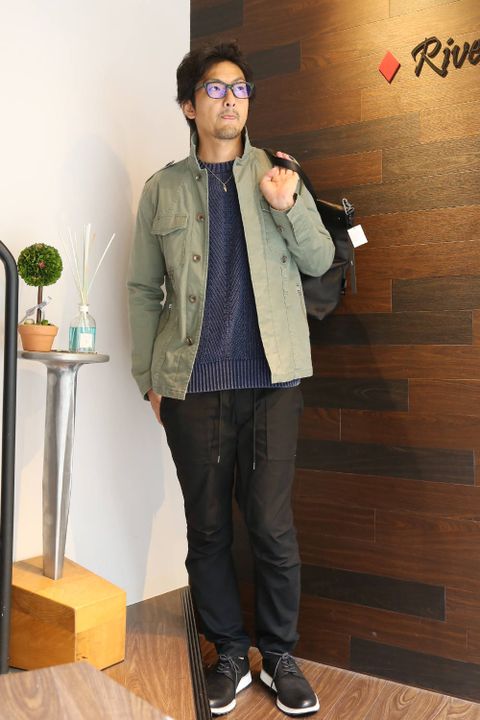 River 別注アイテム タイトベイカーパンツを使ったスタイル