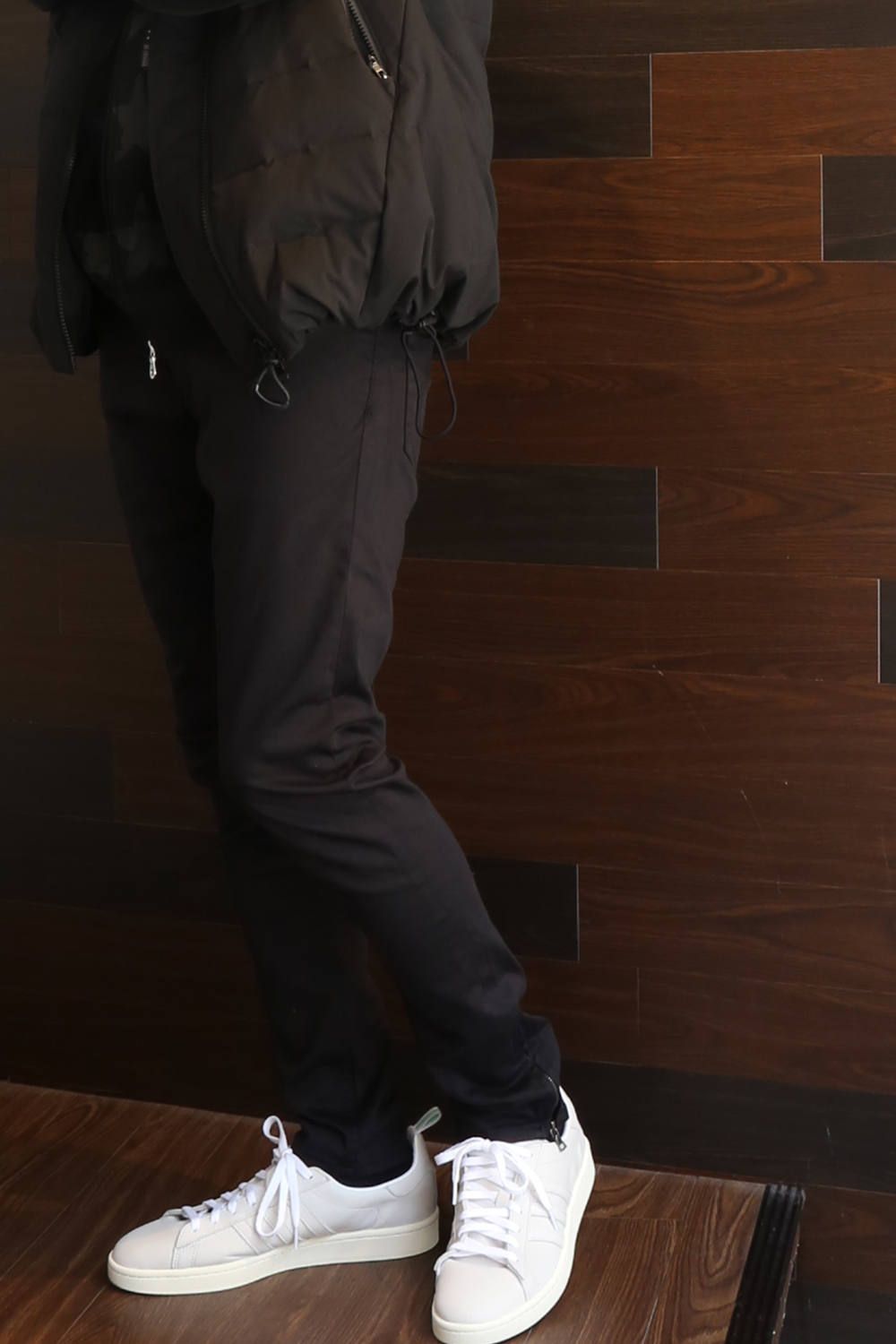 BLACKメインで