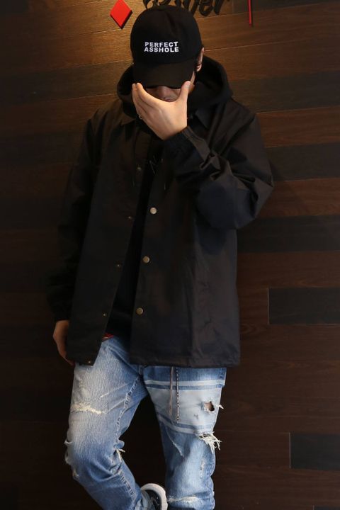 PLEASURES  style