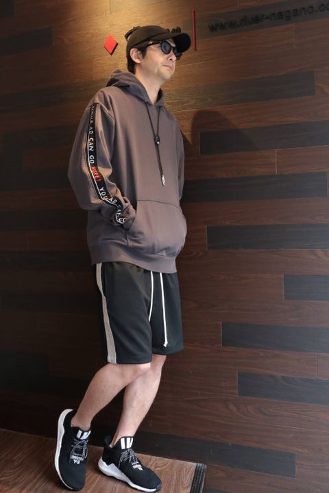 春のショートパンツスタイル①
