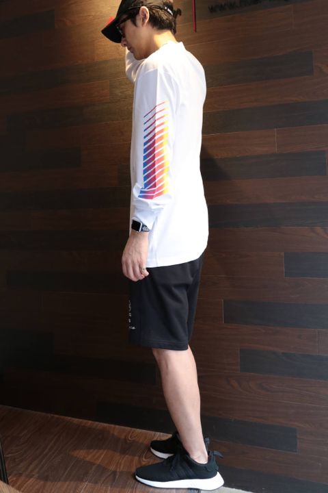 春のショートパンツスタイル③