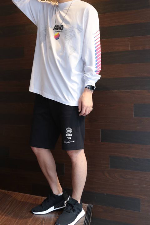春のショートパンツスタイル③