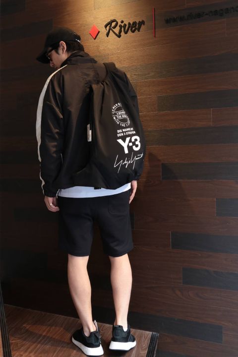 春のショートパンツスタイル③