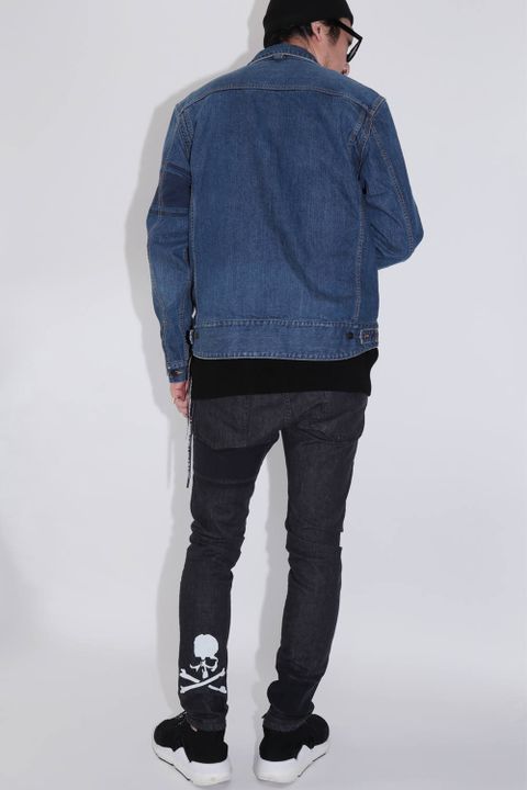 River / Styling