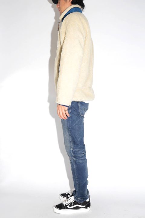 River / Styling