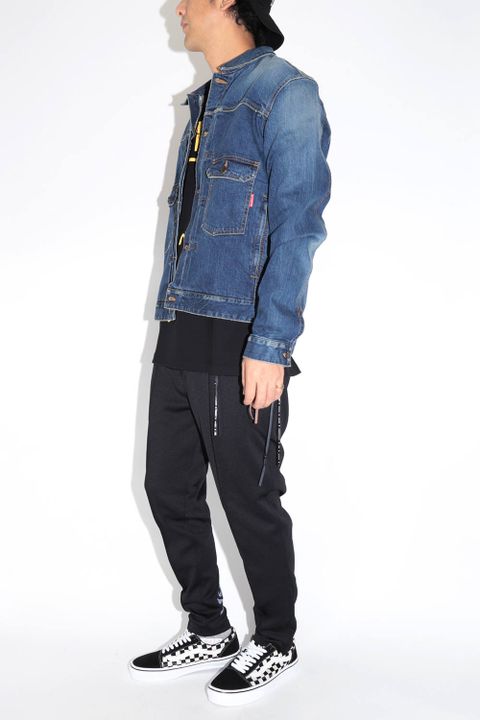 River / Styling