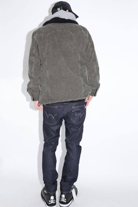 River / Styling